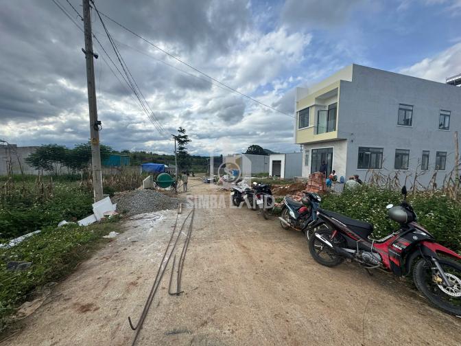 Bán đất gần sân bay liên khương dt 5x30m tc75m2 Giá 1,3ty