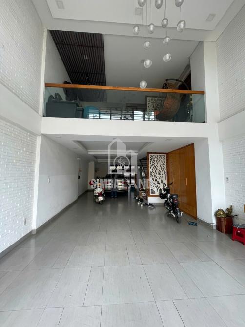 Bán nhà 2 mặt tiền, mặt chính đường Thống Nhất. Cách sân bay Liên Khương 5 phút đi xe