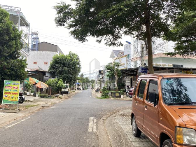 Lô biệt thự giá tốt nhất hiện tại anh chị hữu duyên liên hệ em ngay kẻo lỡ
